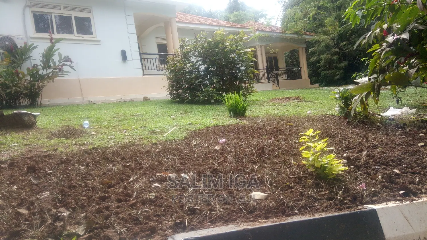 5bdrm Bungalow in Kololo Property, Central Division for Rent