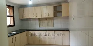 5bdrm House in Fs Properties Ltd, Kampala for Sale