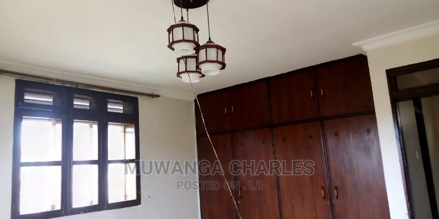 5bdrm House in Fs Properties Ltd, Kampala for Sale