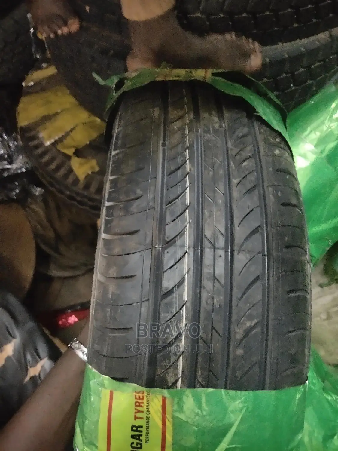 215/70r15 Cougar
