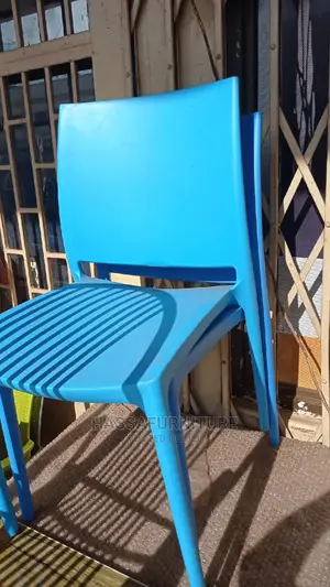 Plastic Restaurant Chairs Brand New