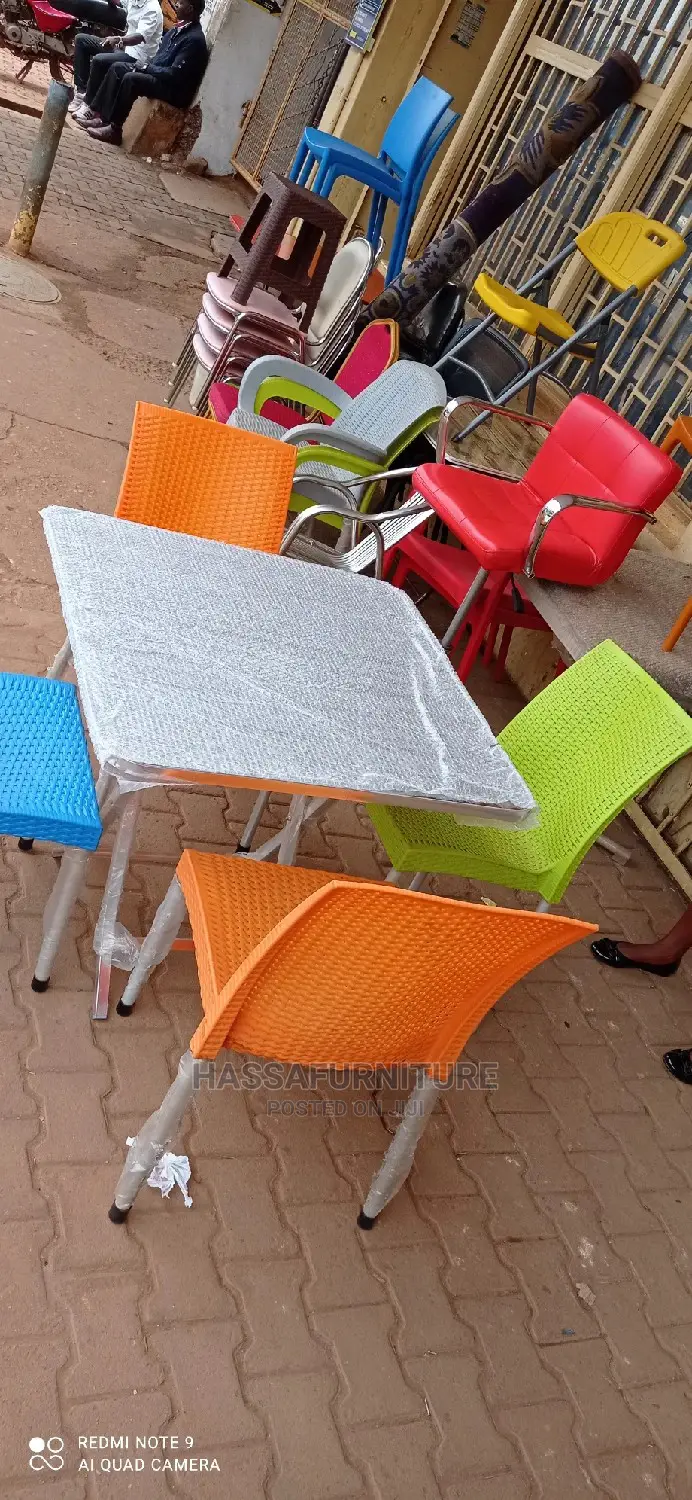 4seaters Foldable Restaurant Set
