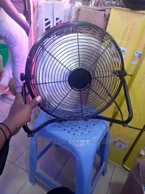 Materic Table Fan