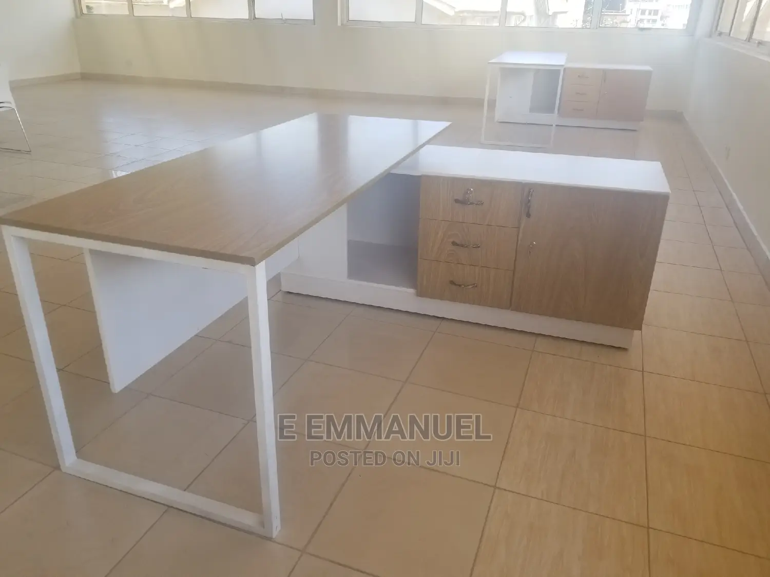 Office Desks