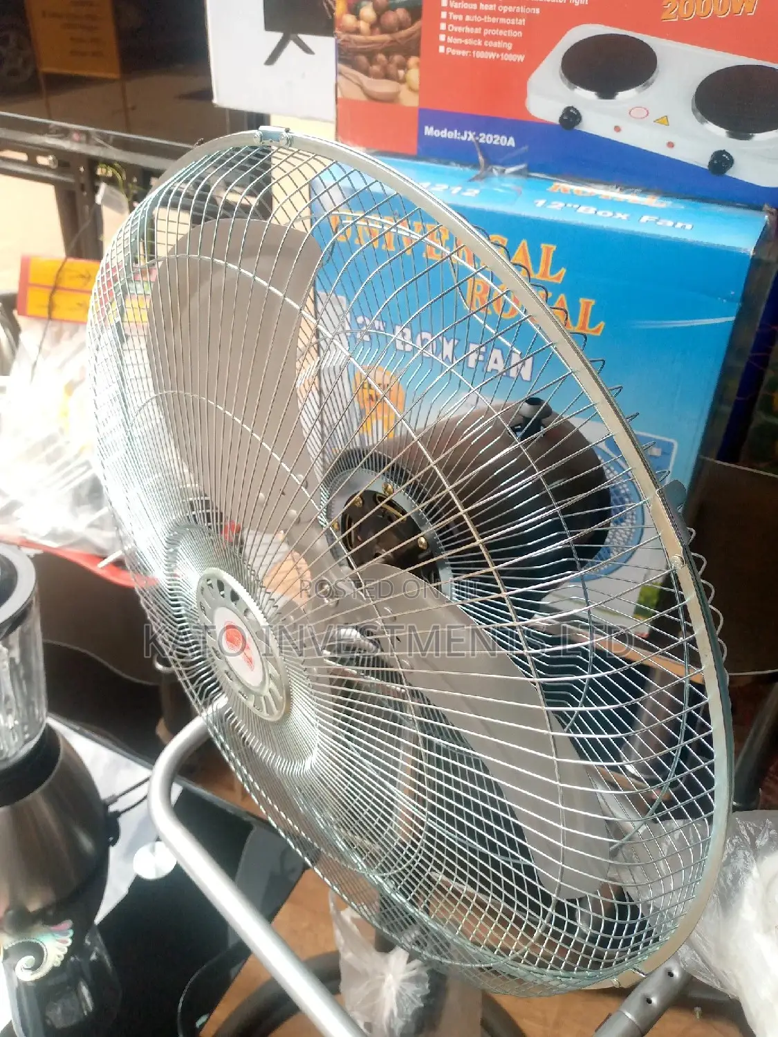 Metallic Fan