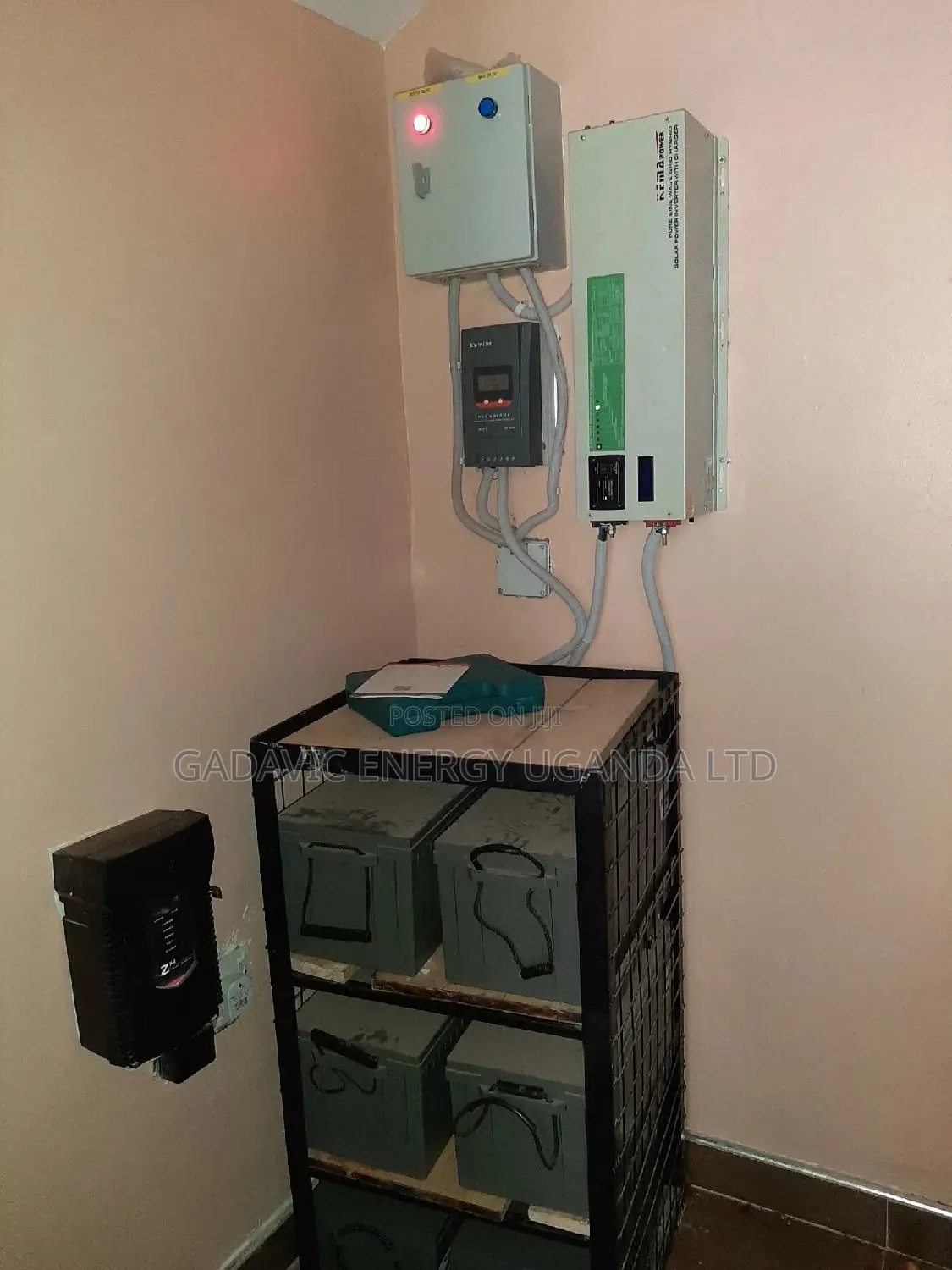 Hybridized Solar Systems