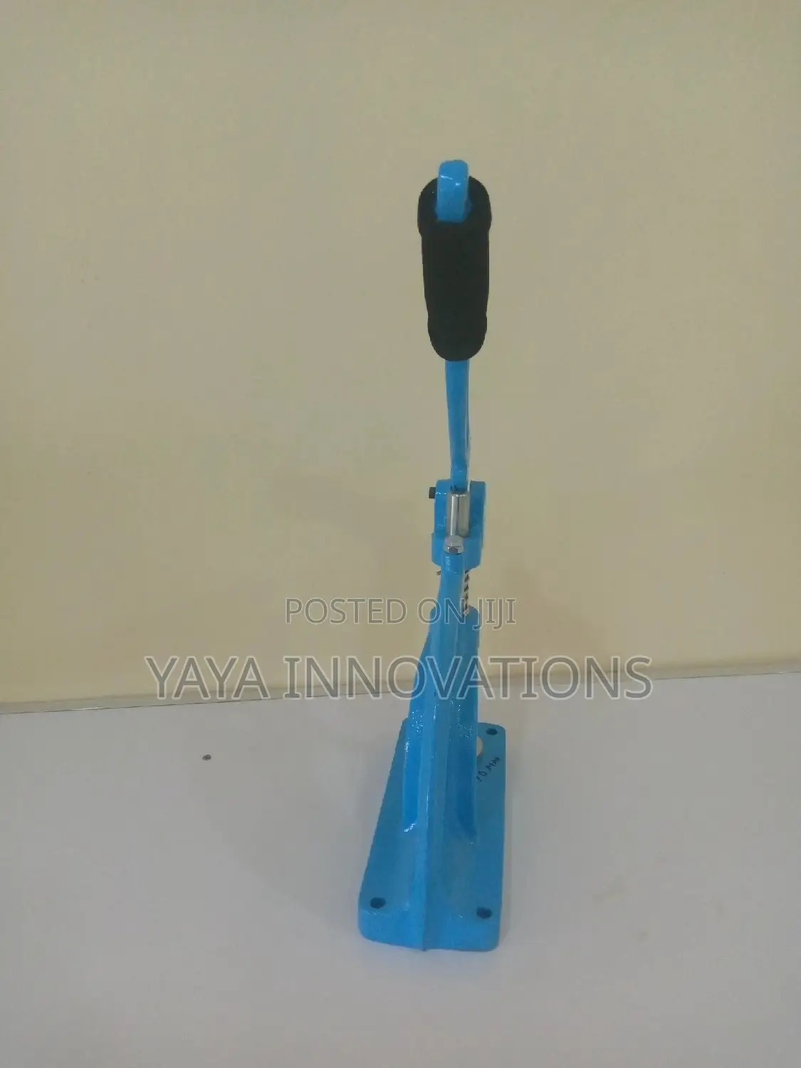 Hole Punching Machine, Eyelet 18mm for Banners