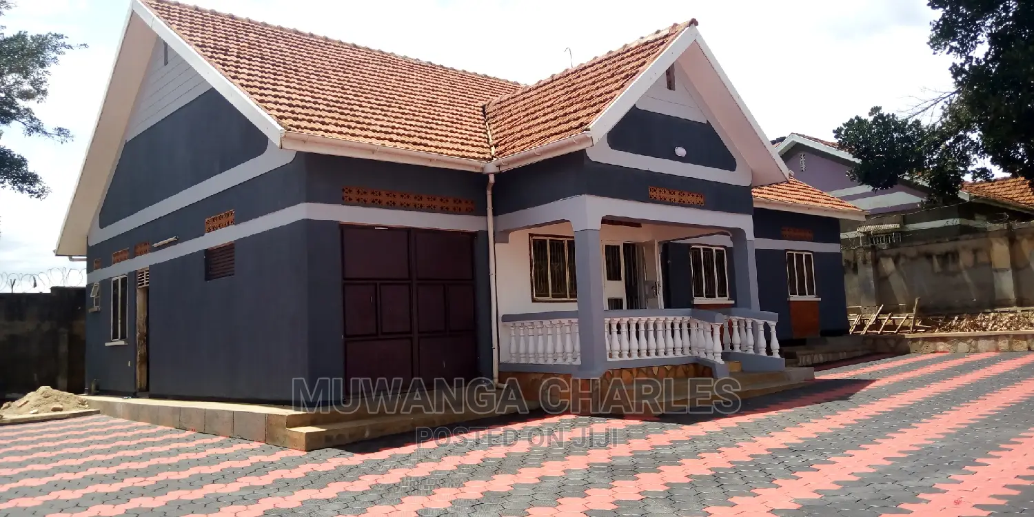 3bedroom House Is Available for Rent in Bukoto