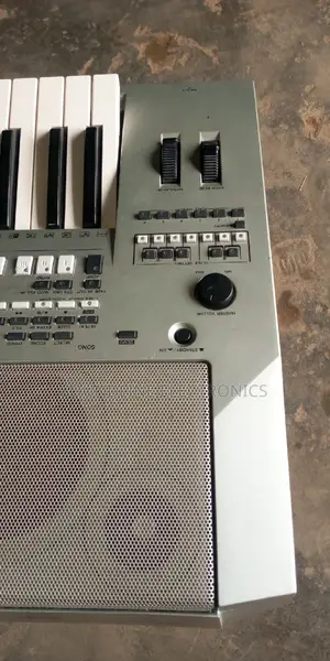 Yamaha Keyboard PSR OR 700