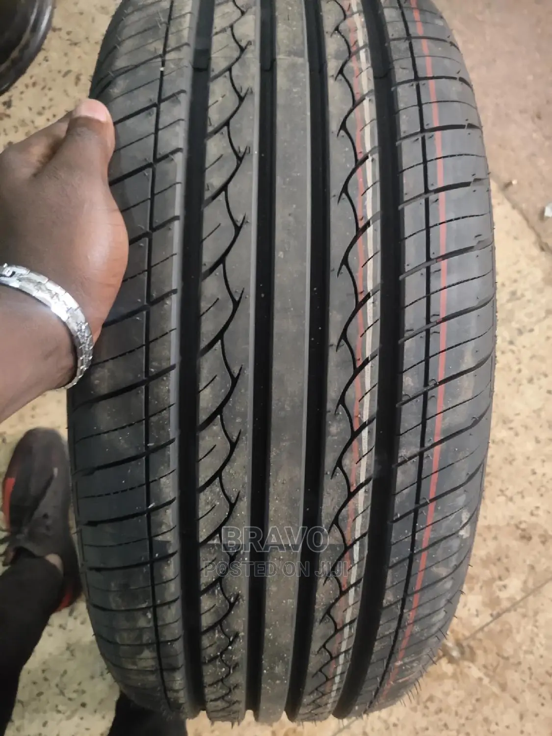 Tyre 215/50r17