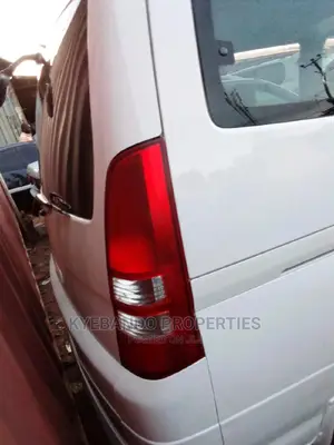 Nissan Serena 2002 White