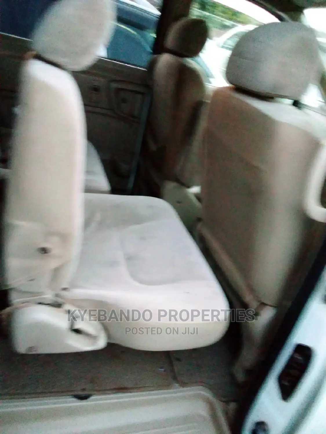Nissan Serena 2002 White