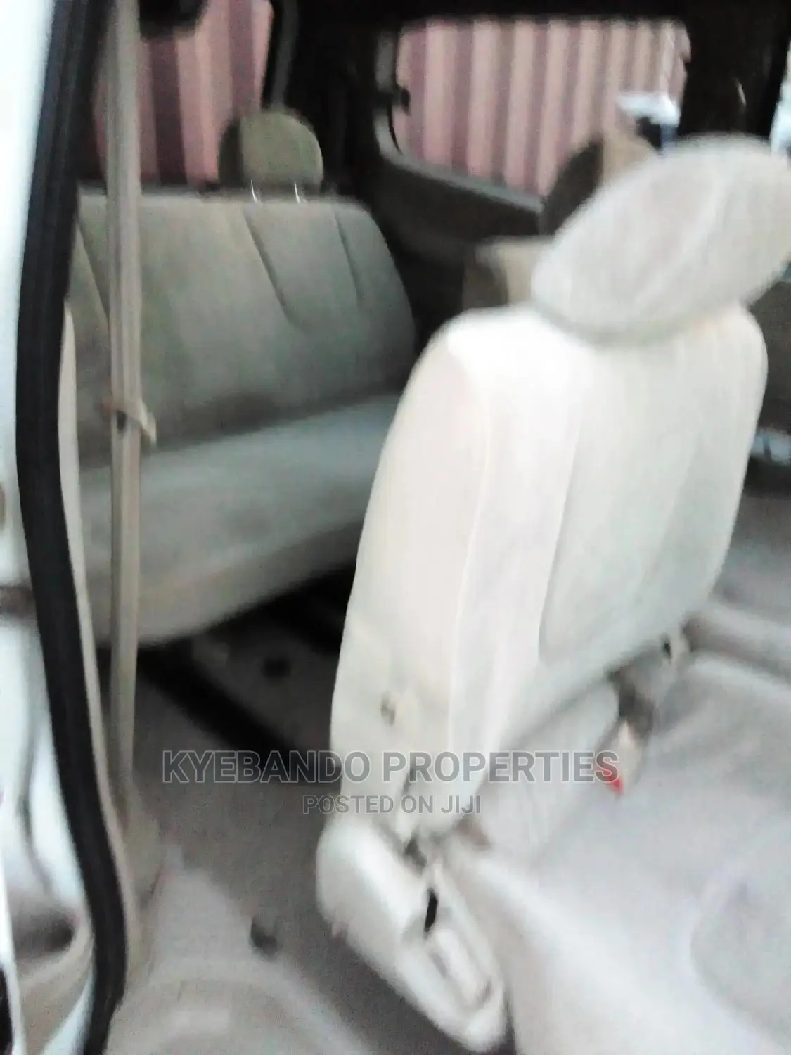 Nissan Serena 2002 White
