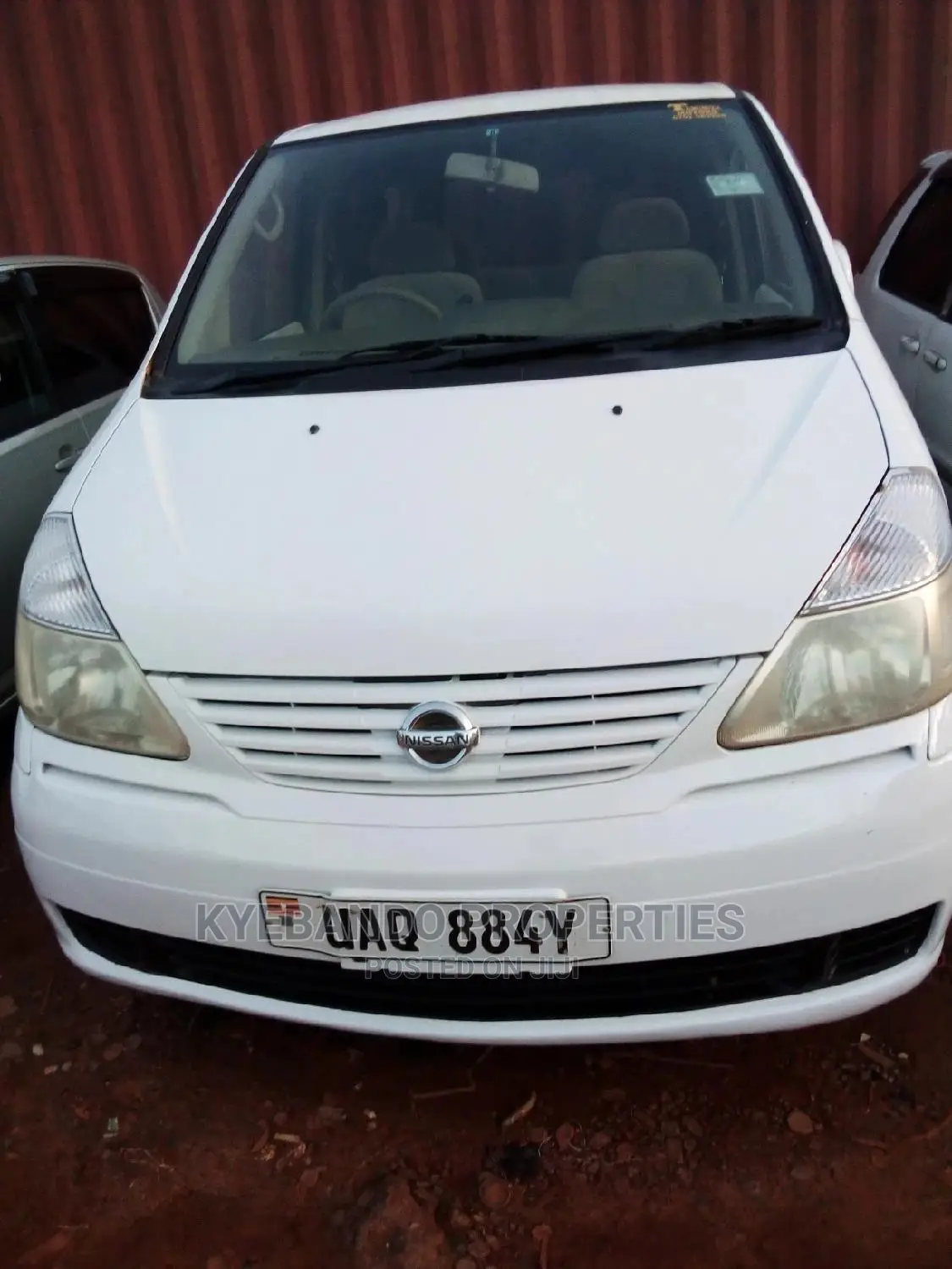 Nissan Serena 2002 White