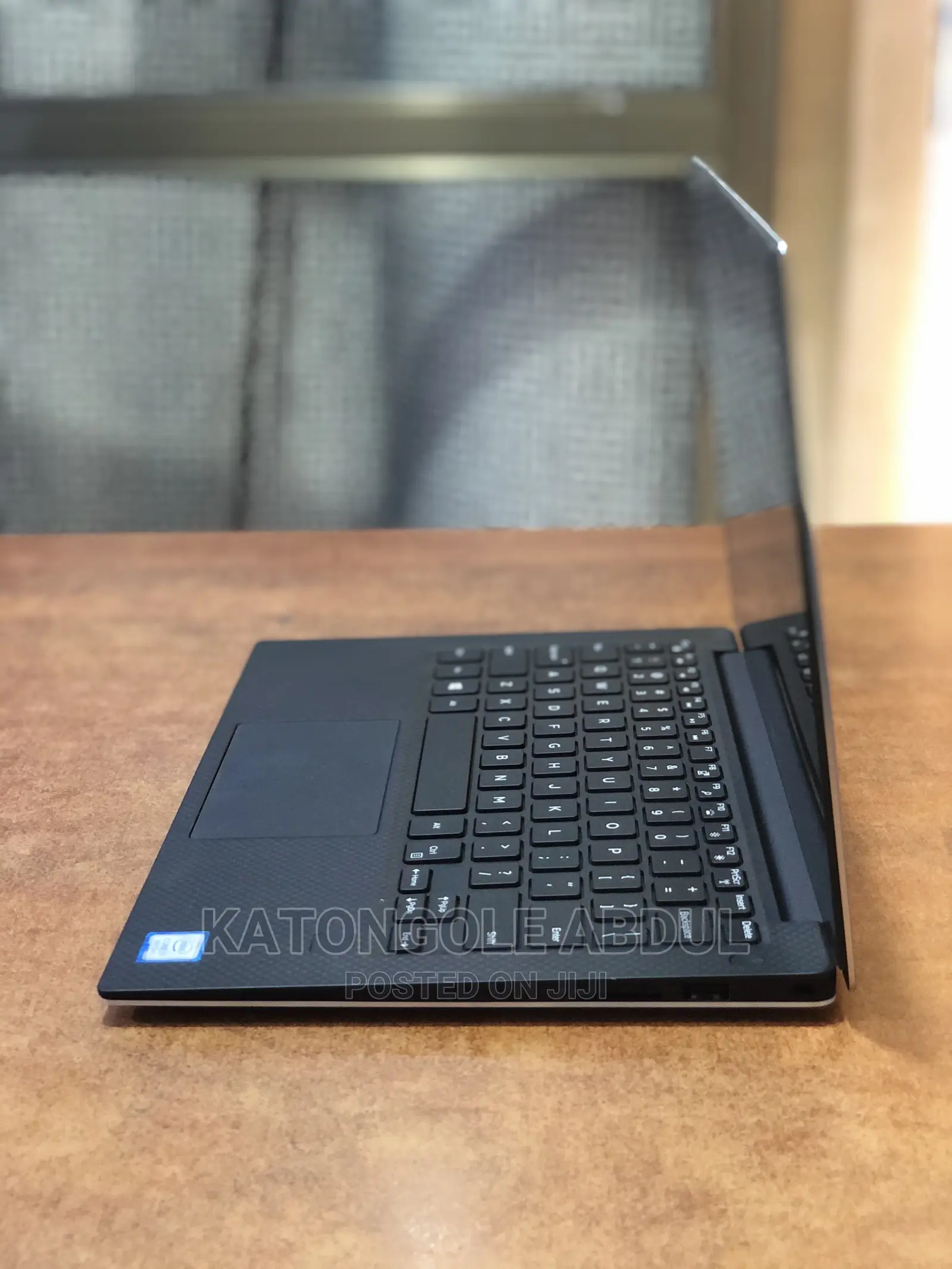 New Laptop Dell XPS 13 9360 16GB Intel Core I7 SSD 512GB