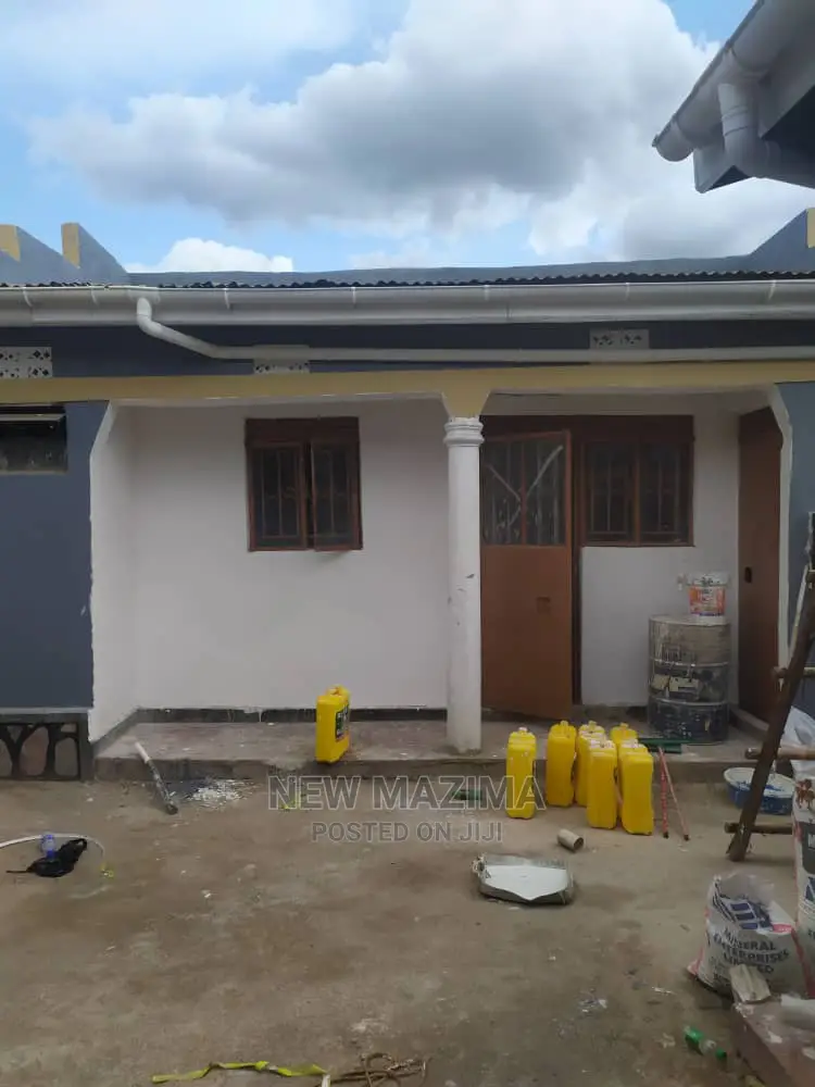 Another Sweetdeal Of Rentals With Tiles Quicksale In Nansana