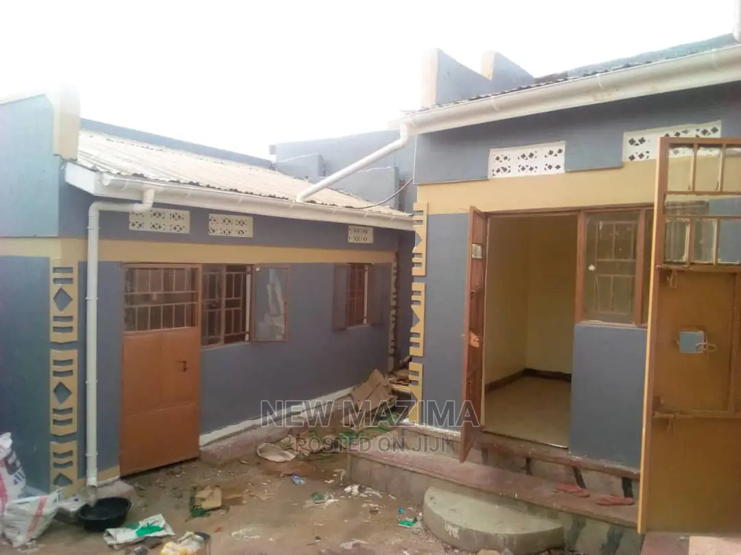 Another Sweetdeal Of Rentals With Tiles Quicksale In Nansana
