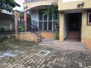 Furnished 3bdrm Apartment in Makindye for rent