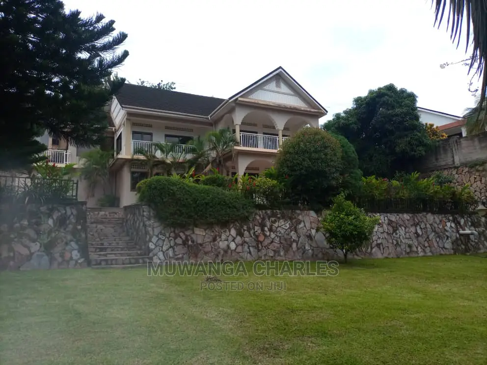 5bdrm Duplex in Fs Properties Ltd, Kampala for Rent
