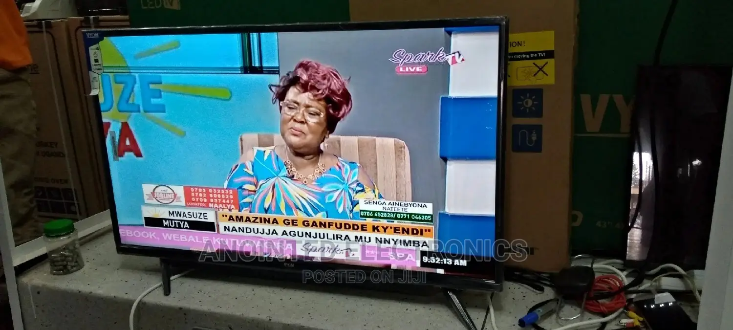 Vyon Tv 43inches Digital