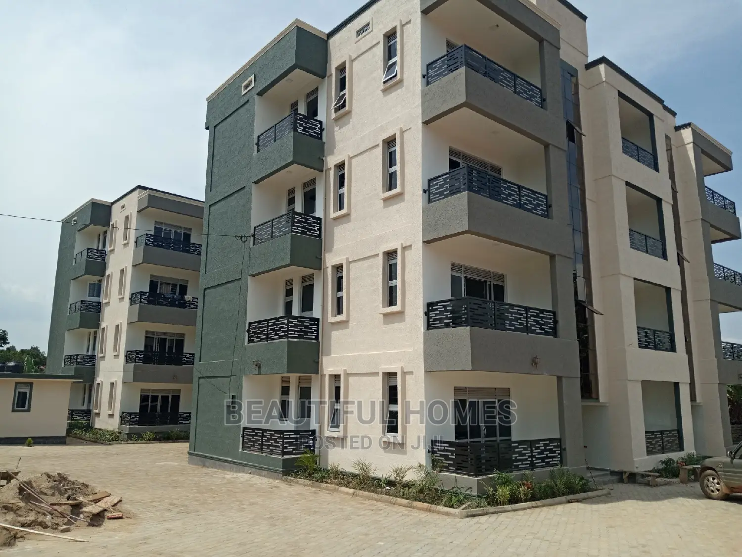 Bukoto Seven Star Apartments on Sel
