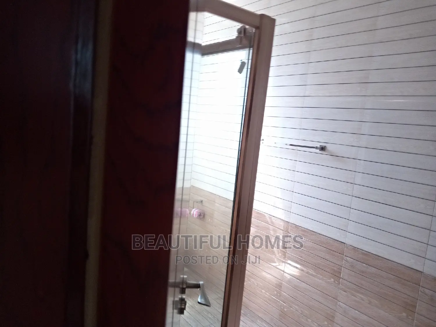Kampala 12 Unit Apartments for Sell