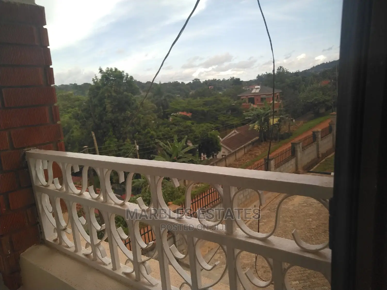 Nice House for Rent Ntinda for Office Space.