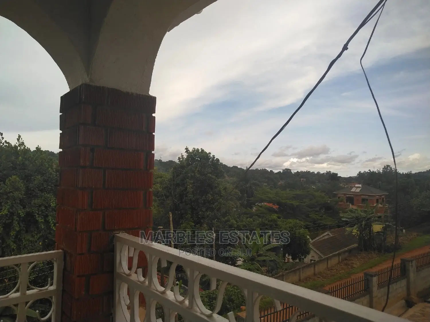 Nice House for Rent Ntinda for Office Space.