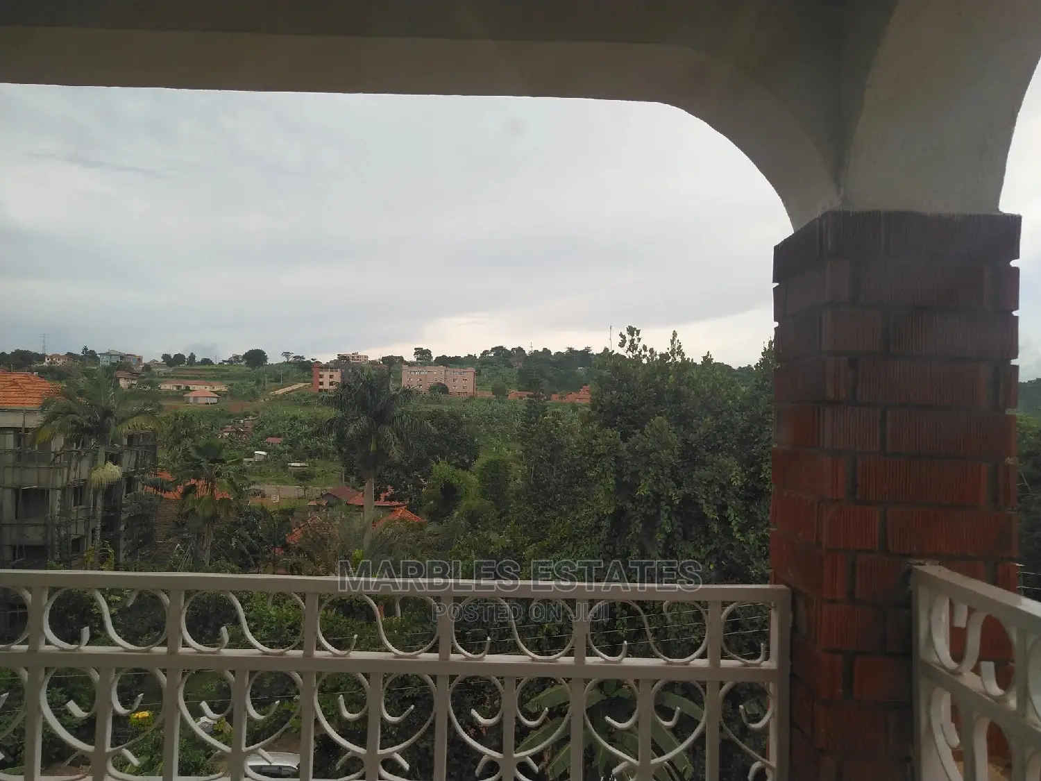 Nice House for Rent Ntinda for Office Space.
