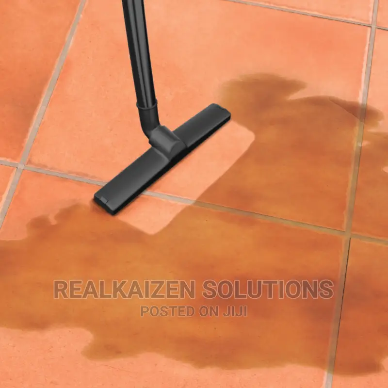 Bennett Read 12L Tough 12 Wet-Dry-Blow Vacuum Cleaner