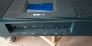 Yamaha PSR S650