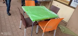 Brand New Restaurant Set 4 Seaters