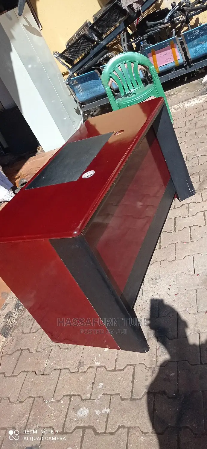 Executive Desk 140cm