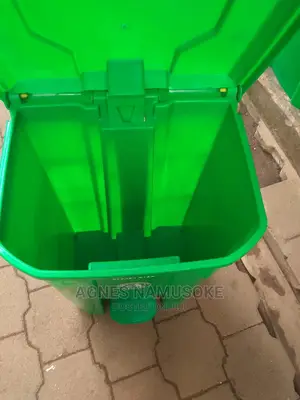 Step on Dustbin 100l