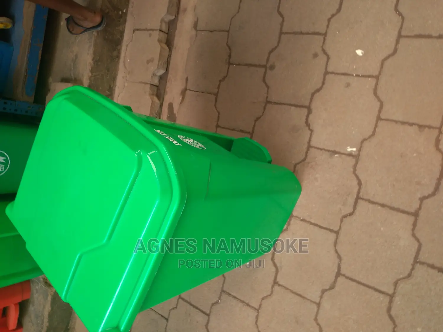 Step on Dustbin 100l