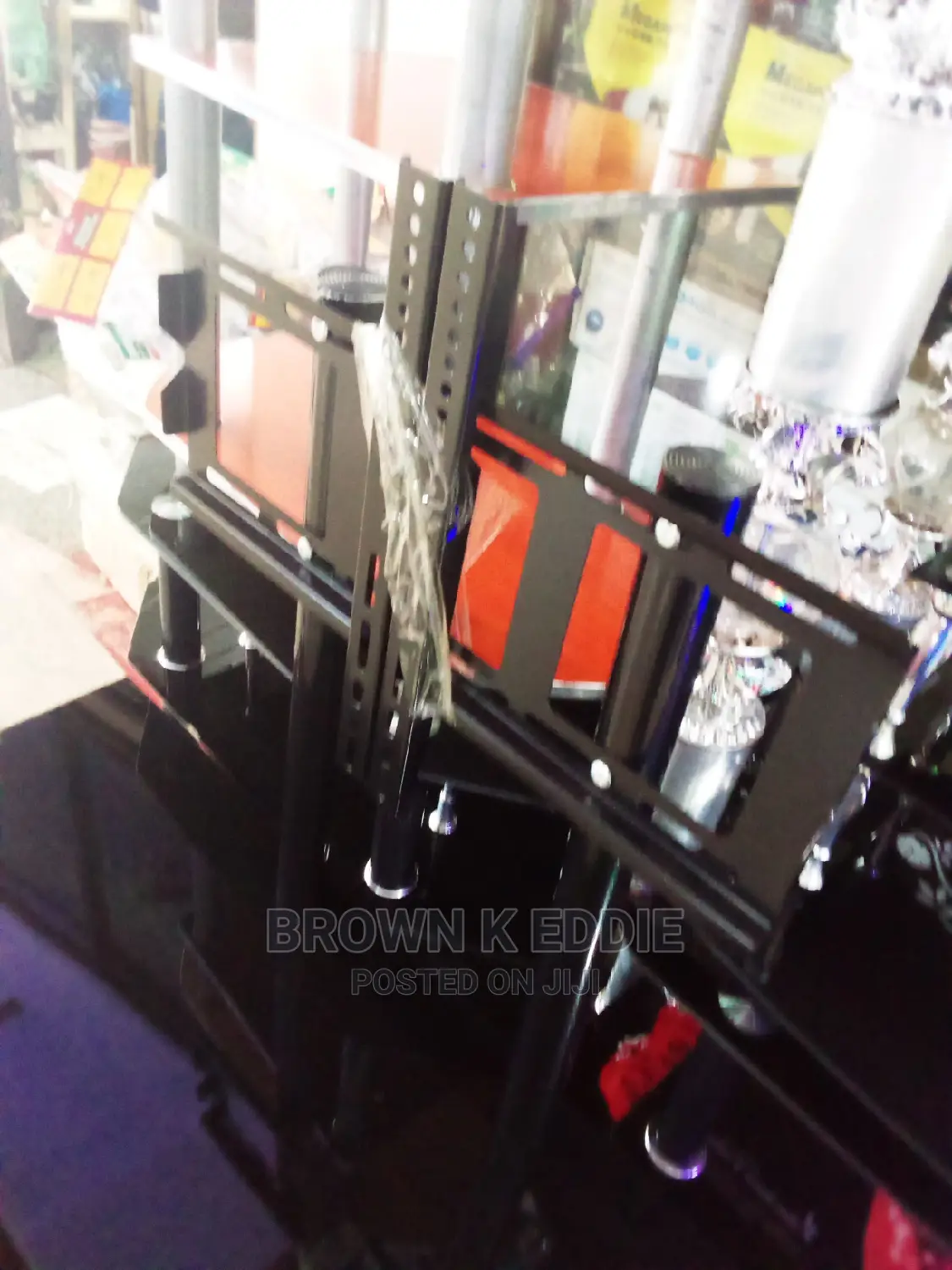 High Class TV Stand 311