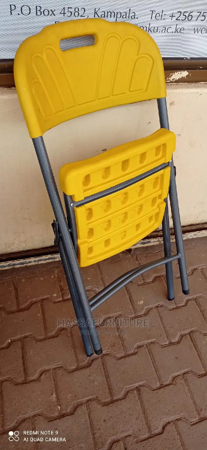 Foldable Plastic Chair