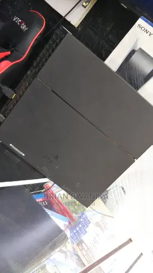 Play Station 4