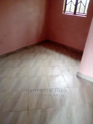 Double and Self-Contained Rooms in Mbalwa