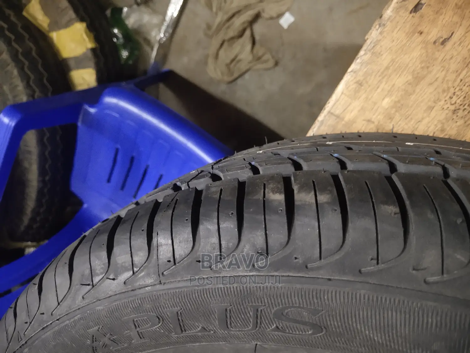 225/55r17 A200