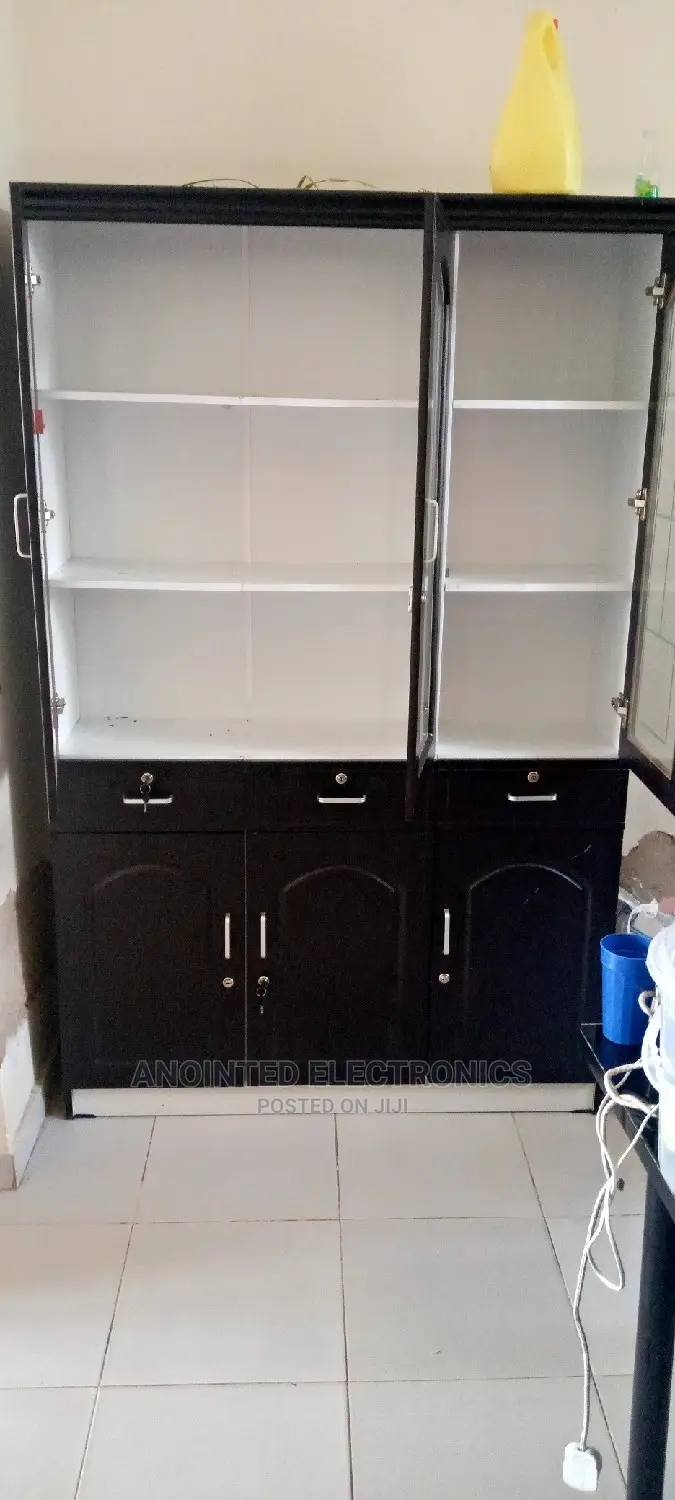 Three Doors Cup Black