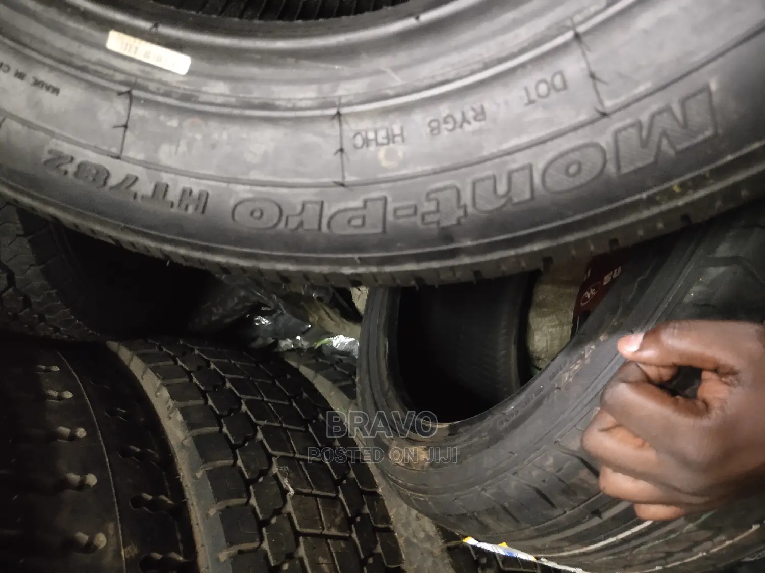 225/60r17 Mont PRO