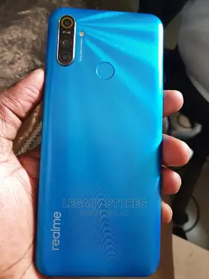 Photo - Realme C3 64 GB Blue