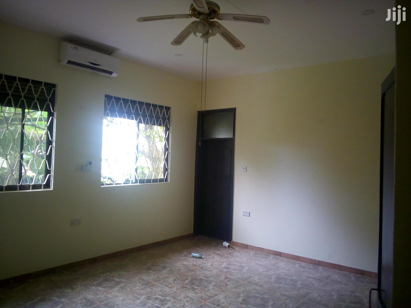 Three Bedroom House In Kololo For Rent