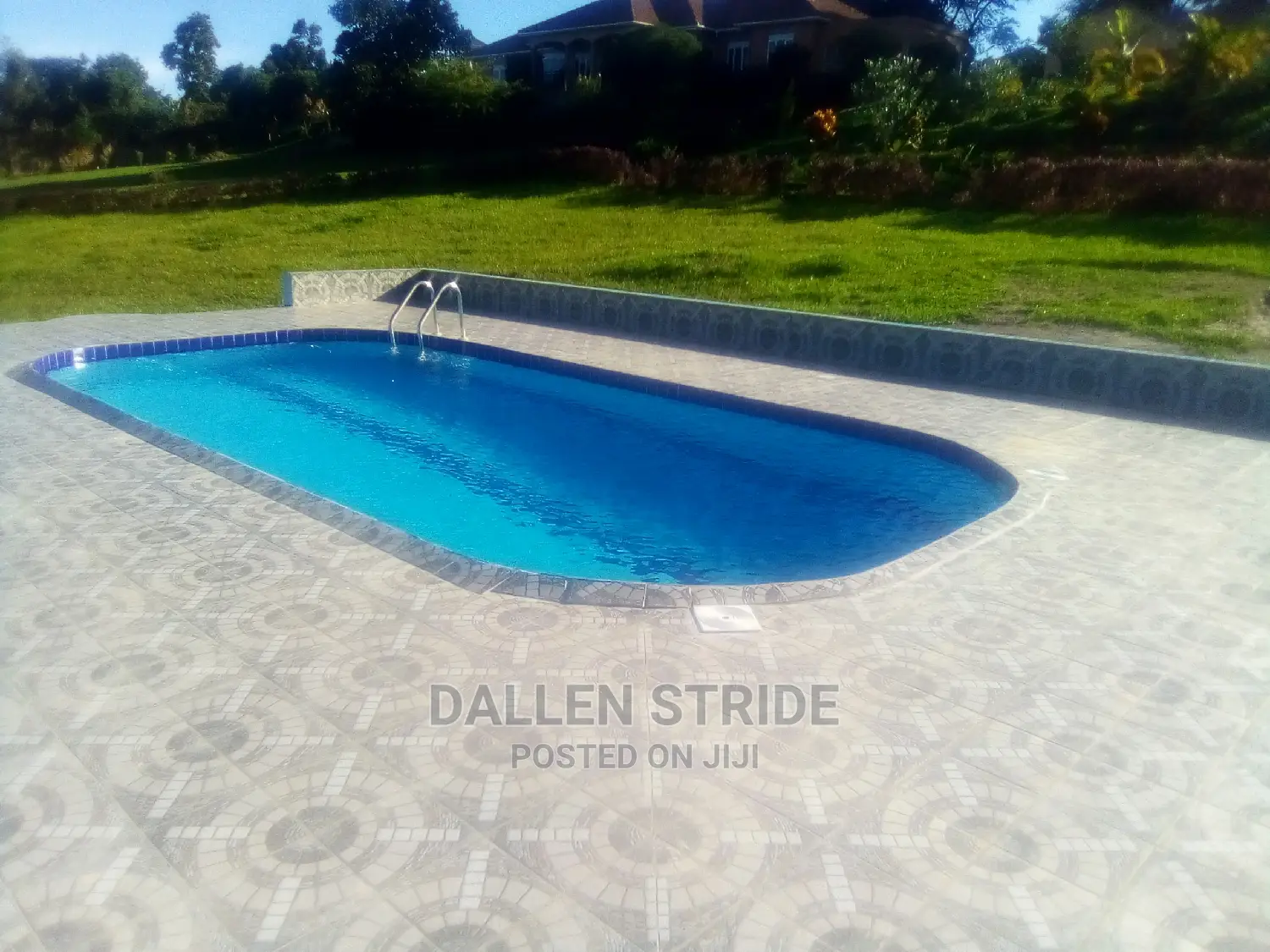 Swimming Pool Construction Services