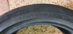 225/45r18 2nd Hand Tires in Good Condition