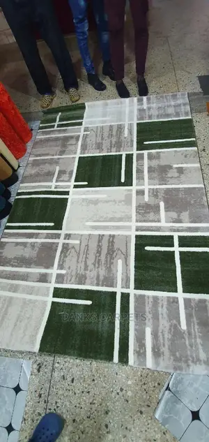 Modern Center Carpets