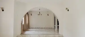 5bdrm House in Fs Properties Ltd, Central Division for Rent
