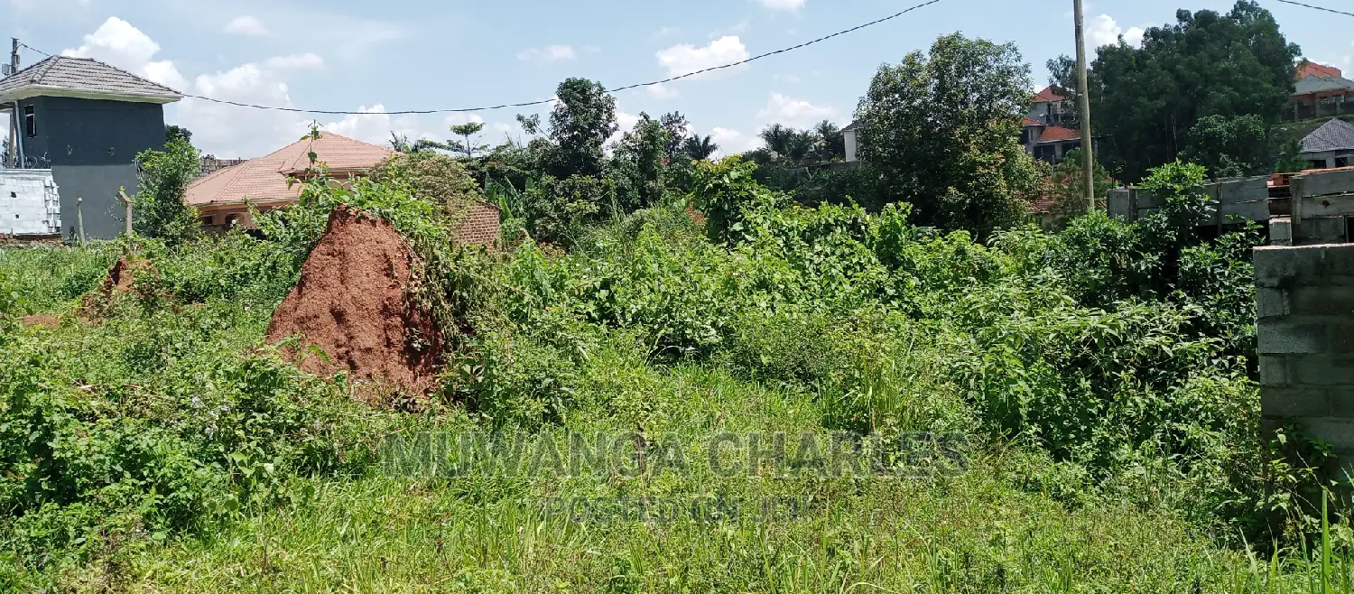 Plot With Structure Is Available for Sale in Kira