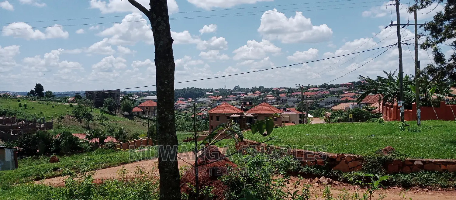 Plot With Structure Is Available for Sale in Kira